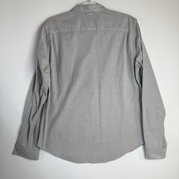 Lululemon Commission Long Sleeve Oxford Shirt Gray Button Up Men's M Retail $128 - Picture 3 of 6